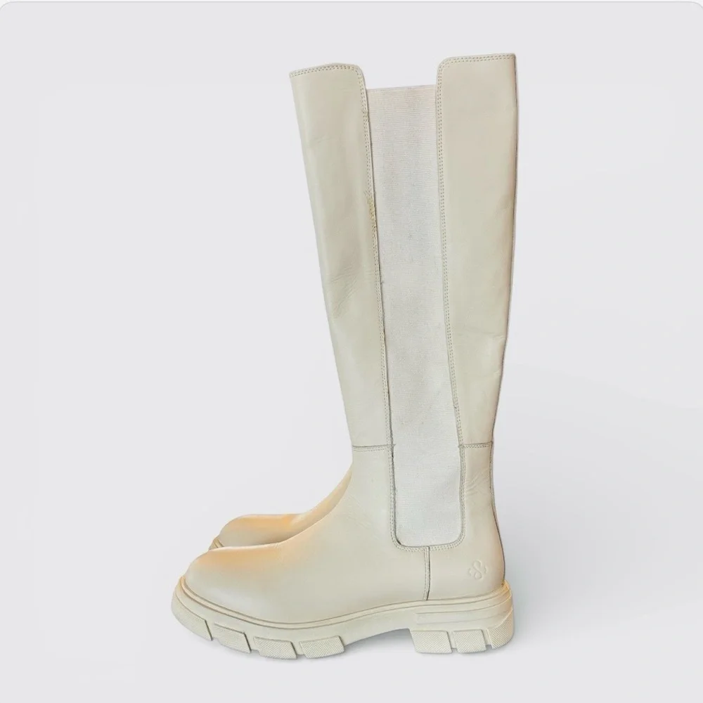 SUMMUM Woman Genuine Leather Knee-High Boots | Chic Minimalist Designer Boot